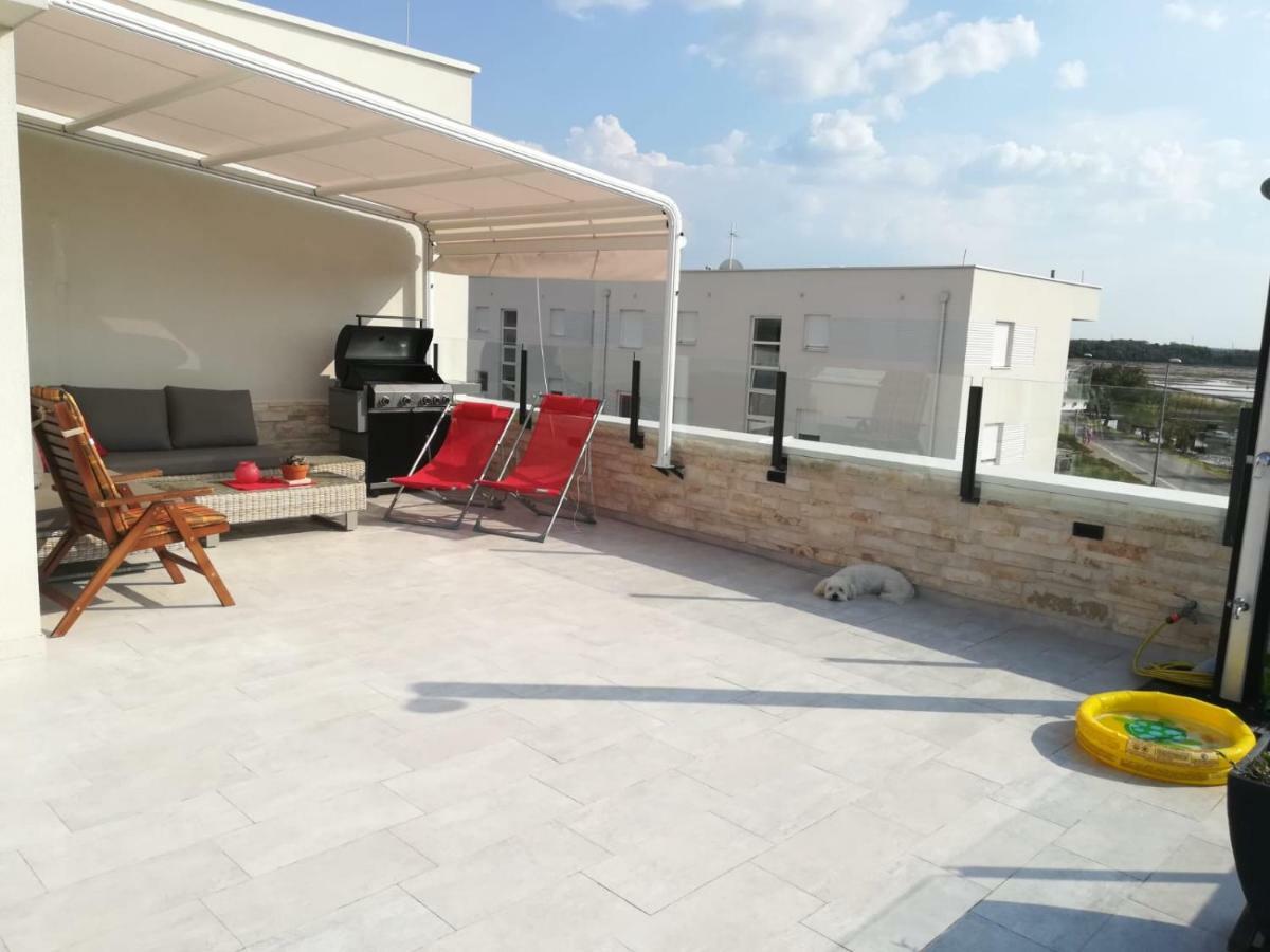 Apartment Antonella Nin Exterior photo